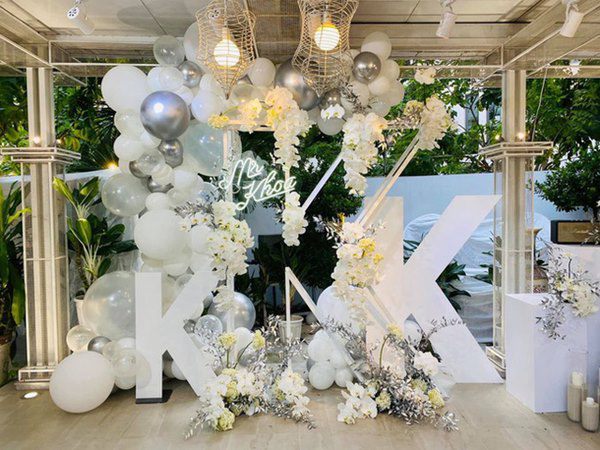 Cơ ngơi của đại gia trong Shark Tank: Người biệt phủ trắng muốt, người thả cá, trồng rau-14