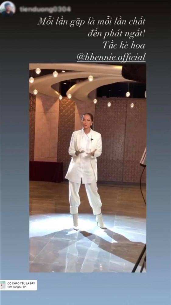 H’Hen Niê cool ngầu với tóc tết chân rết nhưng lại khóc ròng vì pha tháo gỡ sau đó-5