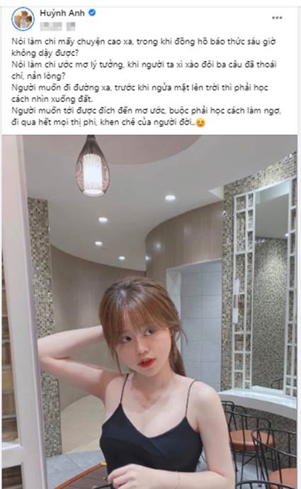 Bạn gái Quang Hải gây chú ý lần đầu khoe cận body gợi cảm khi diện bikini-5