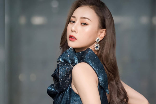 Khoe ảnh thẻ thời tiểu học, Phương Oanh giờ sửa gần hết gương mặt mà nhan sắc vẫn vẹn nguyên-13