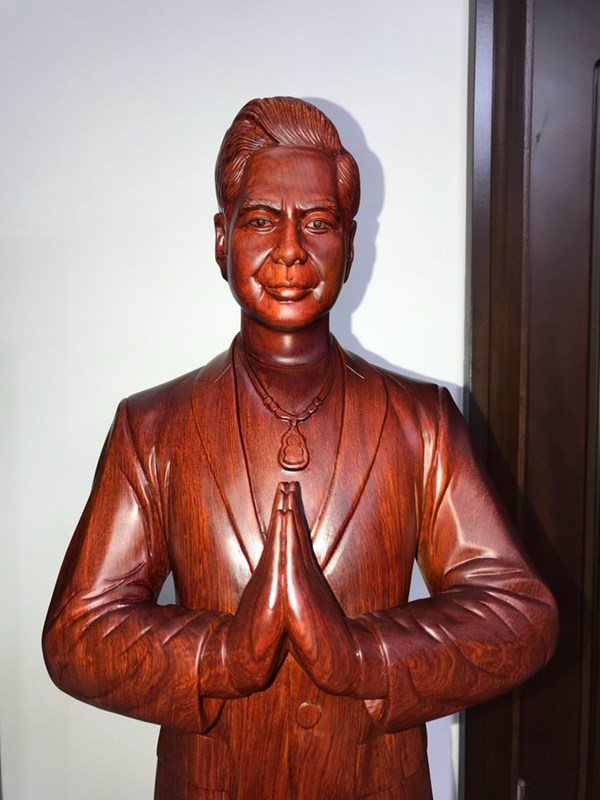 Ngọc Sơn để tổ rồng 400 tỷ mẹ đứng tên, nhà ở Hà Nội to không kém gì biệt phủ-8