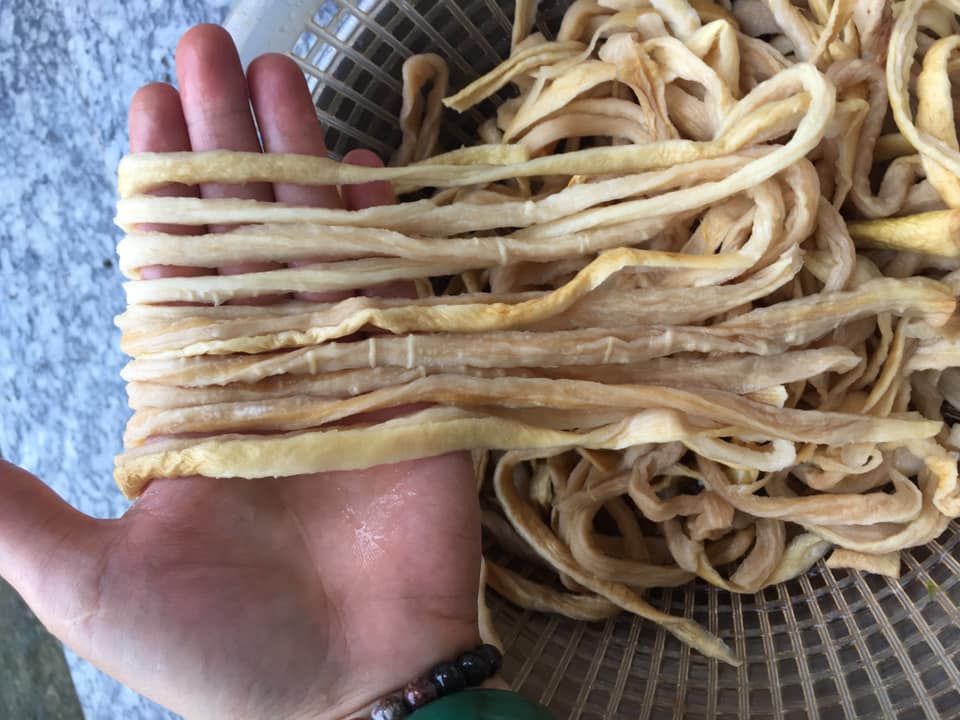 Mua củ cải giá vài ngàn đồng/kg về phơi khô, rồi bán giá đắt gấp 10 lần vẫn đắt khách hỏi mua vì lạ miệng-2