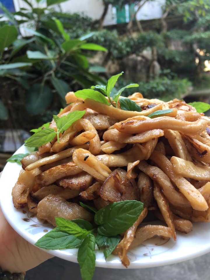 Mua củ cải giá vài ngàn đồng/kg về phơi khô, rồi bán giá đắt gấp 10 lần vẫn đắt khách hỏi mua vì lạ miệng-3