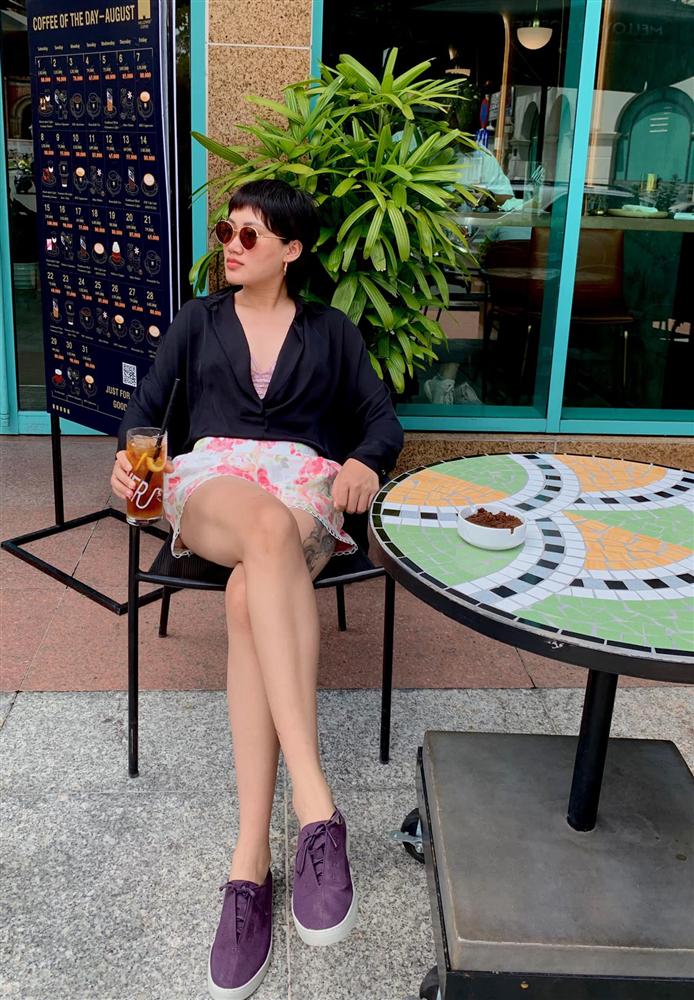 Đọ sắc hội chị em toàn hot mom của Đàm Thu Trang khi làm bà đẻ: Người phá nét không nhận ra, người xinh đến mức bác sĩ phải khen-15