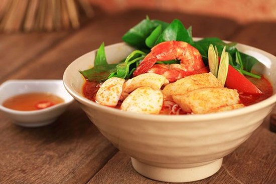 Cách nấu bún hải sản đơn giản cho bữa sáng nhiều dinh dưỡng