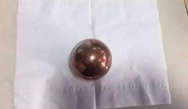 Bé gái qua đời, cả chung cư ở Trung Quốc phải bồi thường-2