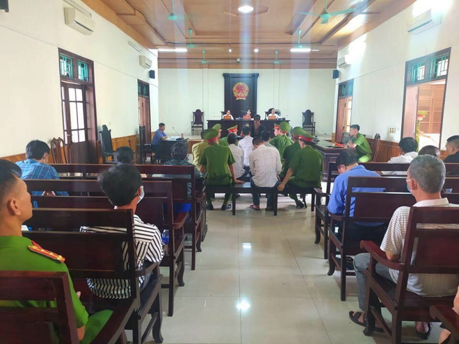 Xét xử vụ 39 người chết trong container ở Anh: Nhiều bị cáo sốc khi nghe tin các nạn nhân tử vong-2