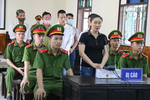 Tuyên án vụ 39 người Việt tử vong trong thùng container ở Anh: 7 bị cáo nhận tổng cộng 24 năm 10 tháng tù-3