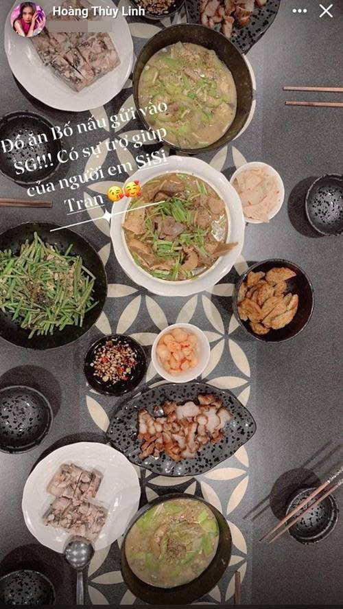 Chiều con gái như bố Hoàng Thuỳ Linh, nấu cho cả mâm cỗ gửi vào Sài Gòn-1