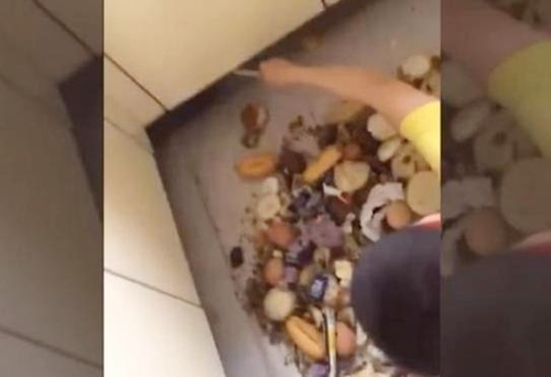 Con út mách mẹ: Mẹ ơi, anh trai có một bí mật, khi tận mắt chứng kiến bí mật của con lớn, bà mẹ không khỏi tức giận-2