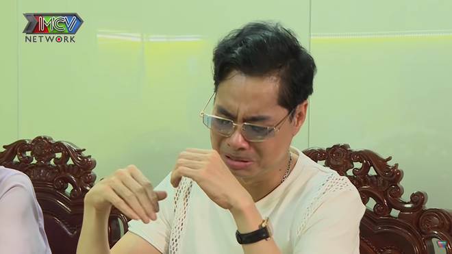 Ngọc Sơn bật khóc nức nở: Khi mẹ còn sống xin hãy đứng tên tất cả tài sản-1