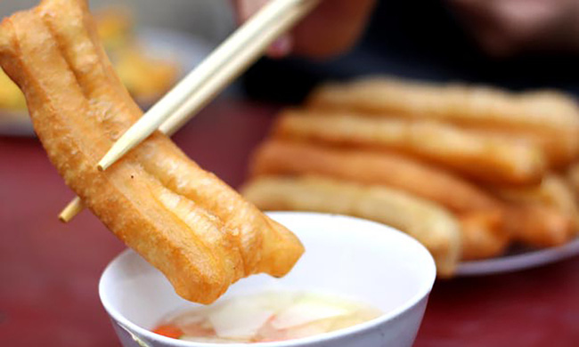 Quẩy chiên vỉa hè giòn ngon, bắt mắt nhưng hãy cẩn trọng vì sự thật có thể khiến bạn rùng mình-3