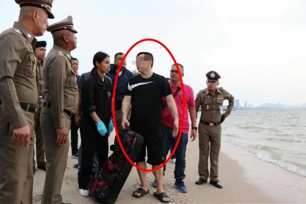 Chiếc vali màu đen chứa thi thể người bất ngờ được phát hiện ở bãi biển, hé lộ tội ác và bộ mặt thật của ông chồng tàn độc-4