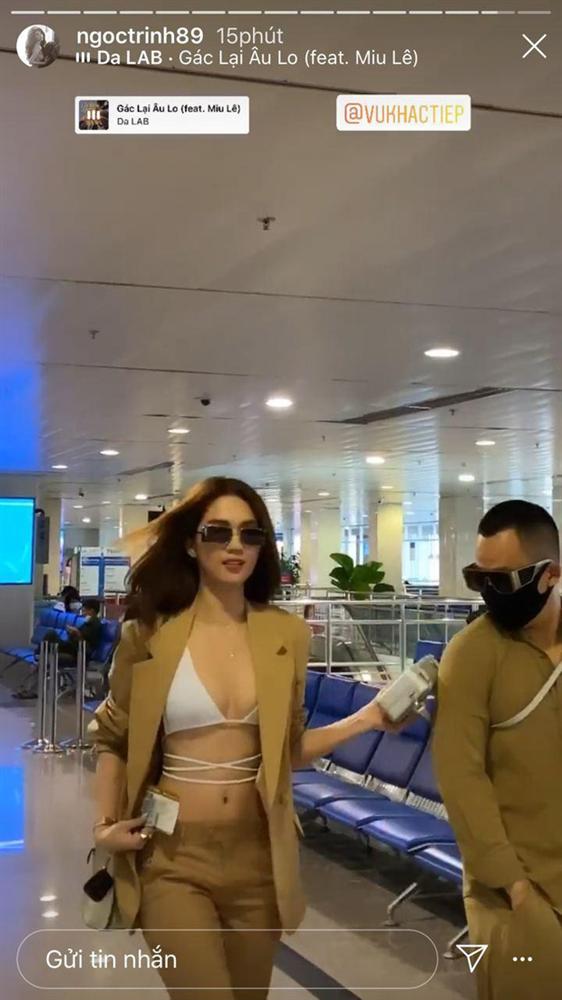 Chưa hết nổi loạn, Ngọc Trinh diện bikini giữa sân bay: Khoe vòng 1 nóng hừng hực, team qua đường cũng phải dán mắt-7