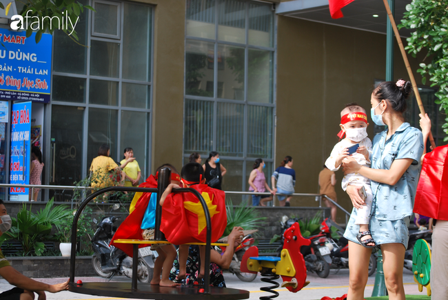 Vụ hàng nghìn hộ dân The Vesta Hà Đông tập trung phản đối việc phá dỡ sân chơi trẻ em làm chỗ đỗ xe: Chúng tôi bị lừa dối-4