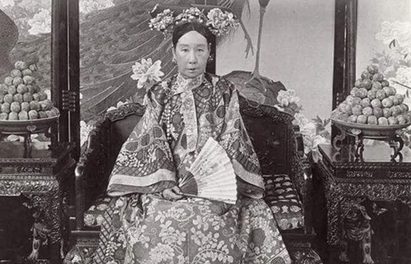 Cả đời Từ Hi Thái Hậu chỉ làm một bài thơ, dù được nhận xét dở tệ” nhưng vẫn nổi tiếng vì lý do bất ngờ-2