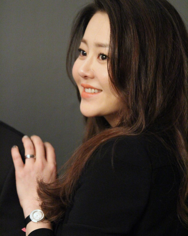 Á hậu Hàn Quốc bị đối xử tệ bạc khi làm dâu gia tộc Samsung ra sao ở tuổi U50?-7