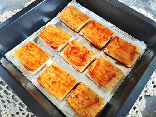 Chán rán hoặc sốt cà chua, cho đậu phụ vào nướng lại được món ngon bất ngờ-4