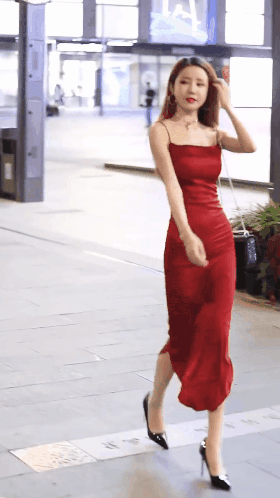 Street style Châu Á tuần này: Hội diện váy ôm sát chiếm thế áp đảo, toàn các chị em khoe body cực phẩm-1