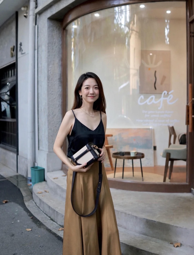 Street style Châu Á tuần này: Hội diện váy ôm sát chiếm thế áp đảo, toàn các chị em khoe body cực phẩm-12