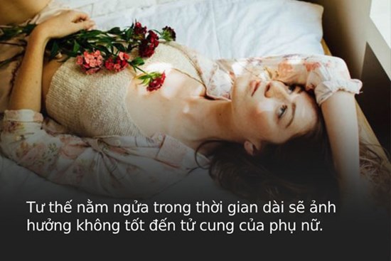 Phụ nữ khi ngủ không nên nằm lâu ở 2 tư thế này vì sẽ làm tổn thương tử cung và 
