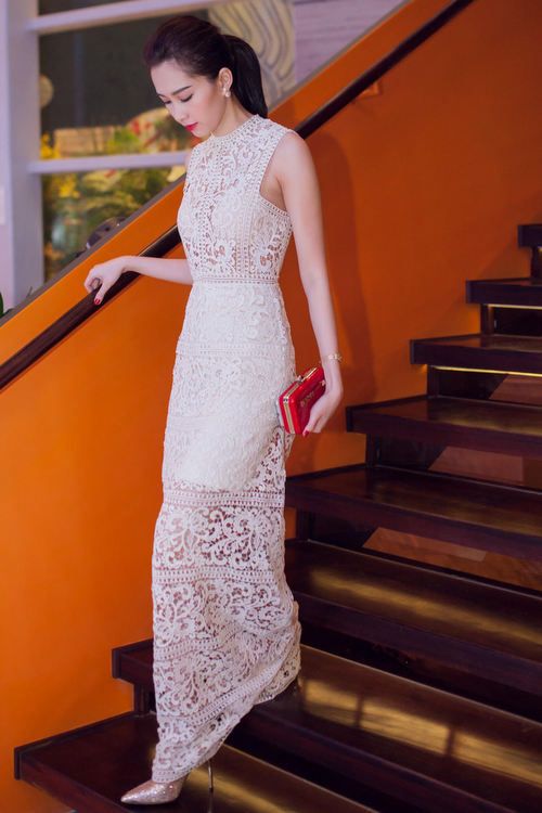 Kiểu áo ren của tiểu tam hot nhất MXH cần được các chị em xếp vào danh sách tuyệt chủng vì vừa xấu lại thiếu thanh lịch-7