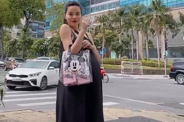 Bạn thân khoe ảnh đi xem phim cùng Hồ Ngọc Hà, nhan sắc đời thường của bà bầu gây chú ý-3