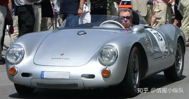 Lạnh tóc gáy với lời nguyền chết chóc trong 25 món đồ bị ám, có những thứ vừa ngồi lên đã thiệt mạng (Phần 1)-8