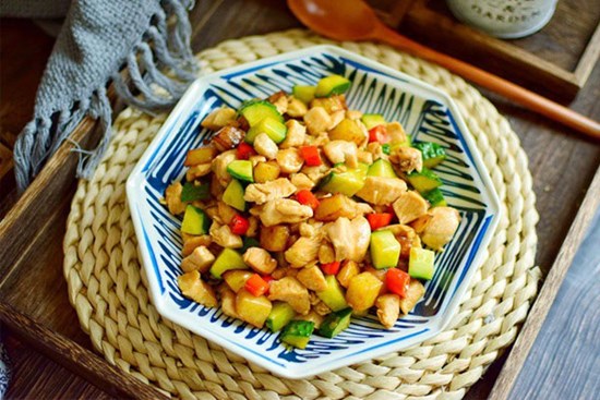 Ai cũng chê ức gà khô, mẹ đảm thái nhỏ rồi xào kiều này cả nhà ăn không kịp thở