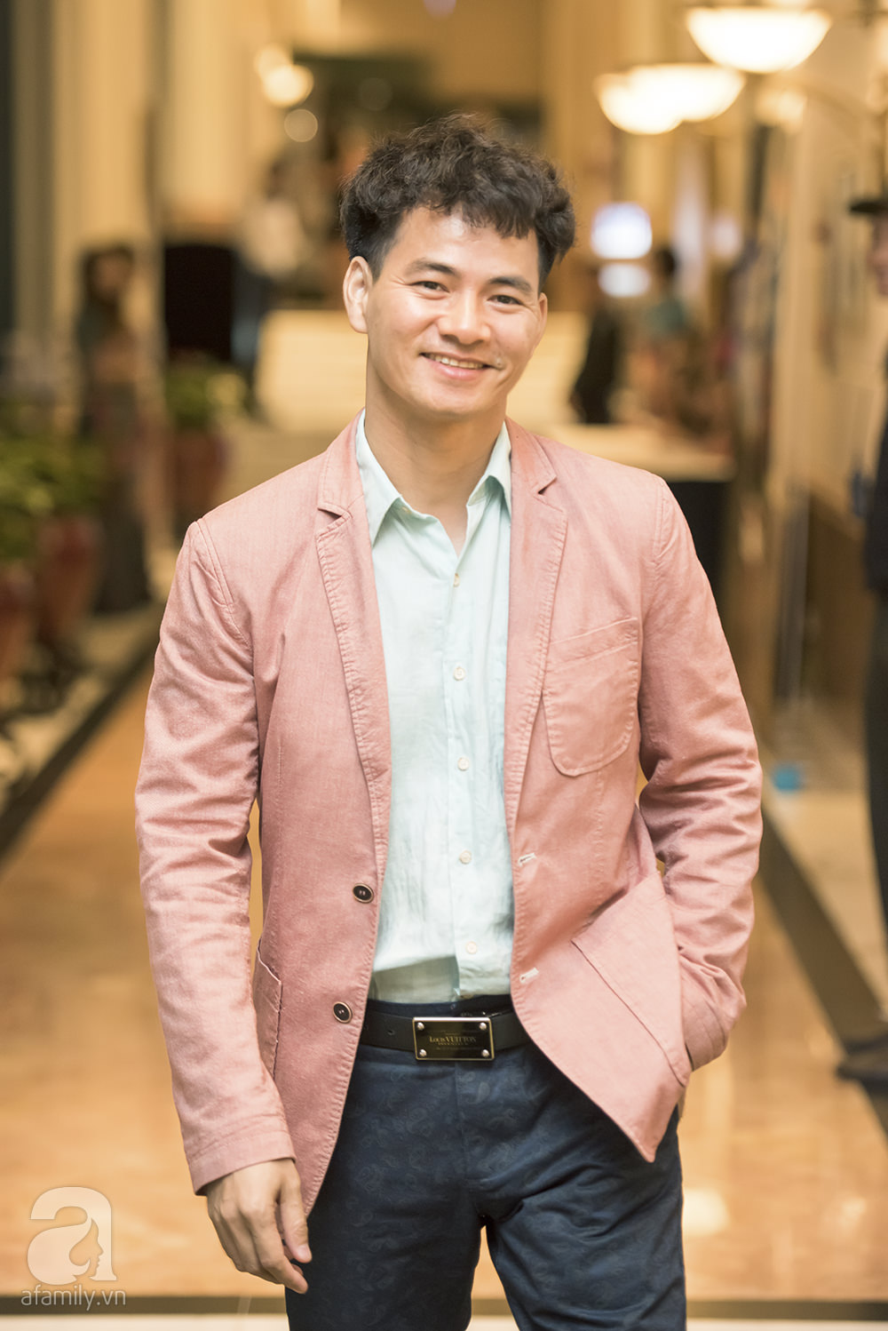 Khó tin những cặp sao Việt này cùng tuổi: Ông Cao Thắng - Quách Ngọc Ngoan chênh lệch ngoại hình cực lớn nhưng chưa sốc bằng cặp của Tuấn Hưng-2