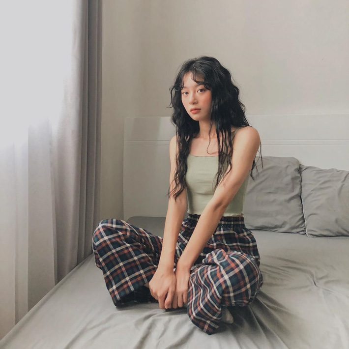 Quần caro ống rộng giá bèo” nhưng làm style đỉnh” hết nấc, nàng nào bỏ qua là thiệt-7