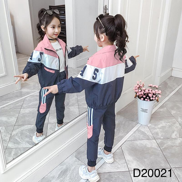 Mách mẹ cách chọn quần áo cho trẻ-1