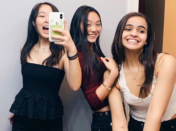 Cuộc sống sang chảnh của ái nữ nhà 3 ông trùm, bà hoàng” Cbiz: Con gái bom sex” Khâu Thục Trinh sống xa hoa trong căn hộ tiền tỷ, ái nữ Lý Liên Kiệt xuất sắc theo học Harvard-18