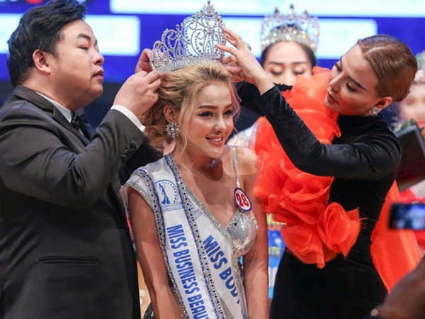 Quý cô phản cảm” Ngân 98 và câu chuyện con sâu làm rầu nồi canh”: Xin đừng làm showbiz nhem nhuốc bằng những chiêu trò 18+ tục tĩu-3