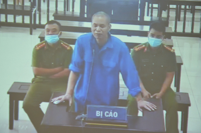 Cùng tội danh, vợ Đường Nhuệ bực tức tại tòa vì bản án bị đề nghị ngang Giám đốc Trung tâm dịch vụ đấu giá-2