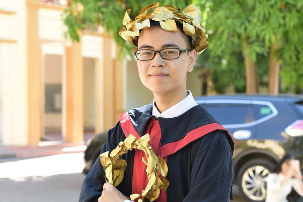 Sự cố hy hữu ngay trên sóng trực tiếp Olympia khiến 2 MC phải lập tức chữa cháy-5