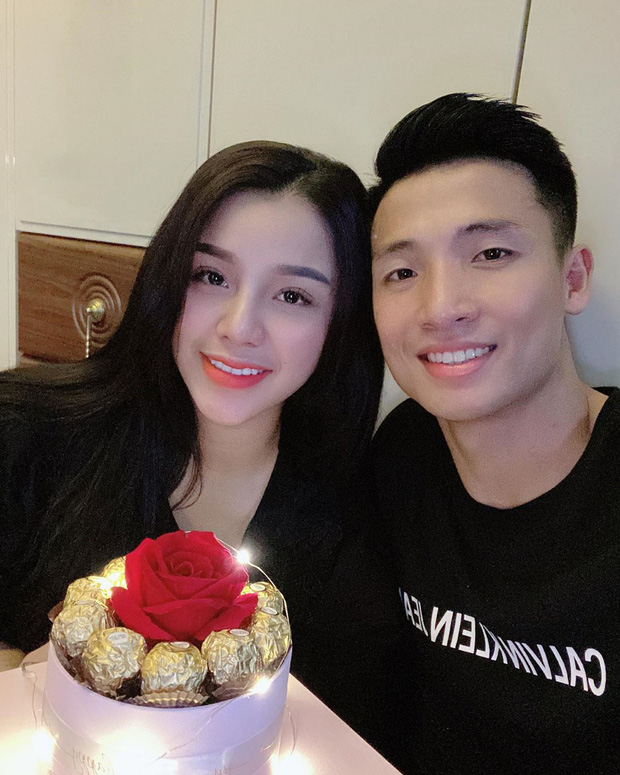 Hôm qua tuyên bố đã cưới đâu mà có chồng, vợ Tư Dũng nay gọi chồng ngọt xớt, hết nhận là single mom-2