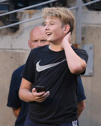 Ngoài diện mạo lạnh lùng khí chất, Hoàng tử Nhà Trắng Barron Trump còn gây sốt khi chơi thể thao, nổi bật hơn tất thảy-8