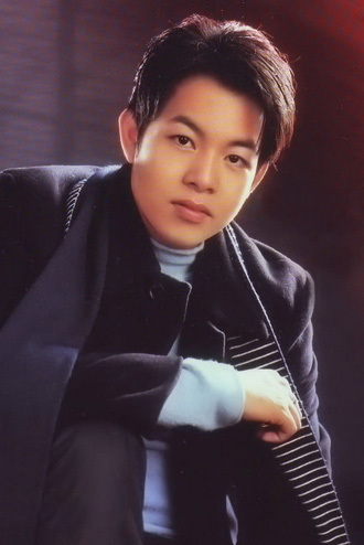 41 tuổi, Quang Lê giàu có, nổi tiếng, đời tư ồn ào nhưng vẫn lẻ bóng-1