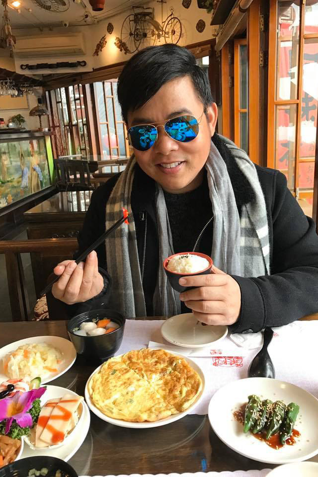 41 tuổi, Quang Lê giàu có, nổi tiếng, đời tư ồn ào nhưng vẫn lẻ bóng-10