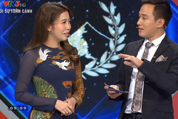 Cận cảnh chiếc vòng nguyệt quế bằng vàng 4 số 9 nguyên chất giành tặng Quán quân Olymia 2020-8