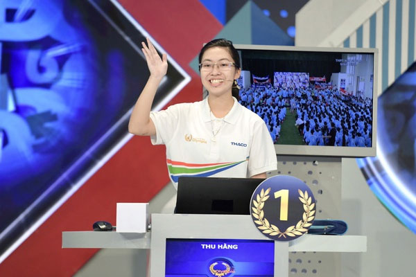 Đạt 235 điểm, cô gái duy nhất trong chương trình giành vòng nguyệt quế Đường lên đỉnh Olympia, trước đó đã nói 1 câu cực chất-11