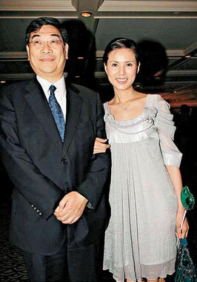 Cái kết của dàn mỹ nhân Hoa ngữ sau khi cùng đại gia chung hoạn nạn: Người hạnh phúc viên mãn, kẻ bị bỏ rơi rồi tự tử không thành-3