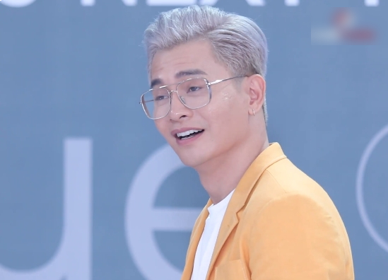 Vietnams Next Top Model: Nam Trung bỗng hiền” không ngờ, lên tiếng nhắc nhở Mâu Thủy điều không nên nói với thí sinh-4