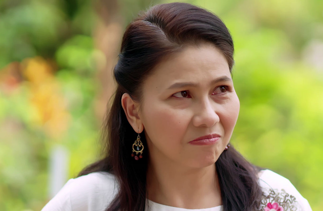 Mẹ móc mỉa con dâu bà chỉ quý những cháu nào học giỏi thôi, vợ tôi liền đá xoáy 1 câu khiến cả nhà im lặng nhìn nhau ái ngại-2