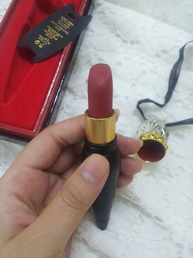 Sau chuyến công tác, một đồ vật trong nhà tắm biến mất khiến vợ lật tẩy được bí mật mờ ám” của chồng, cái cách cô đáp trả” mới cao tay đến ngỡ ngàng-1