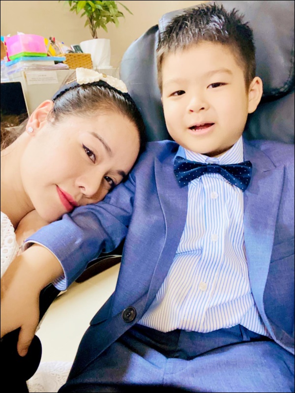 Con trai Nhật Kim Anh được cô giáo mừng sinh nhật, nhưng chính lời chúc này lại khiến người làm mẹ nào cũng đau lòng!-3