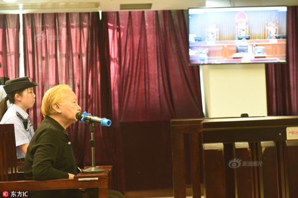 Mẹ già 83 tuổi giết con trai bằng 60 viên thuốc ngủ và những lời khai làm cả phiên tòa chết lặng-5