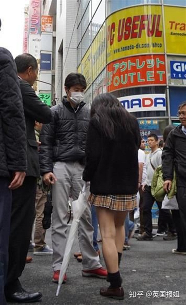 Ngành công nghiệp phim người lớn tại Nhật Bản: Chiếc bẫy tinh vi dành riêng cho những cô gái mới lớn có gương mặt mộc-3