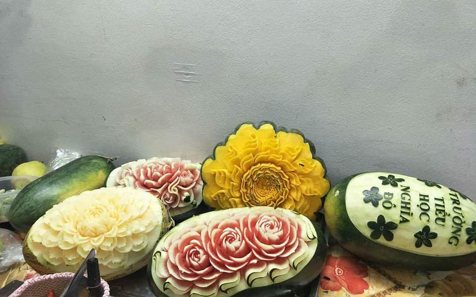 Nghề trang điểm cỗ Trung thu hút khách cận Rằm tháng Tám-10